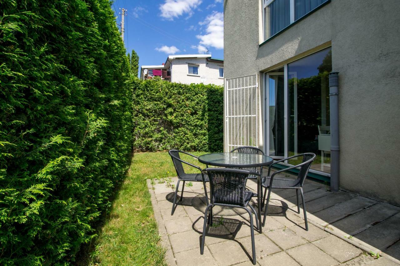 Cozy Garden Free Parking Lägenhet VNO Exteriör bild